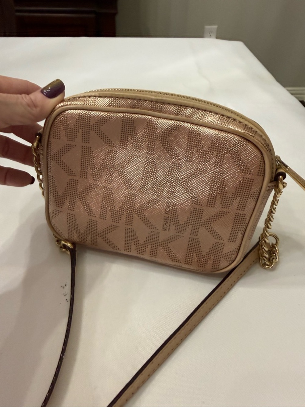 Michael Kors Blush rose gold Pink Signature MK Crossbody - Picture 6 of 10